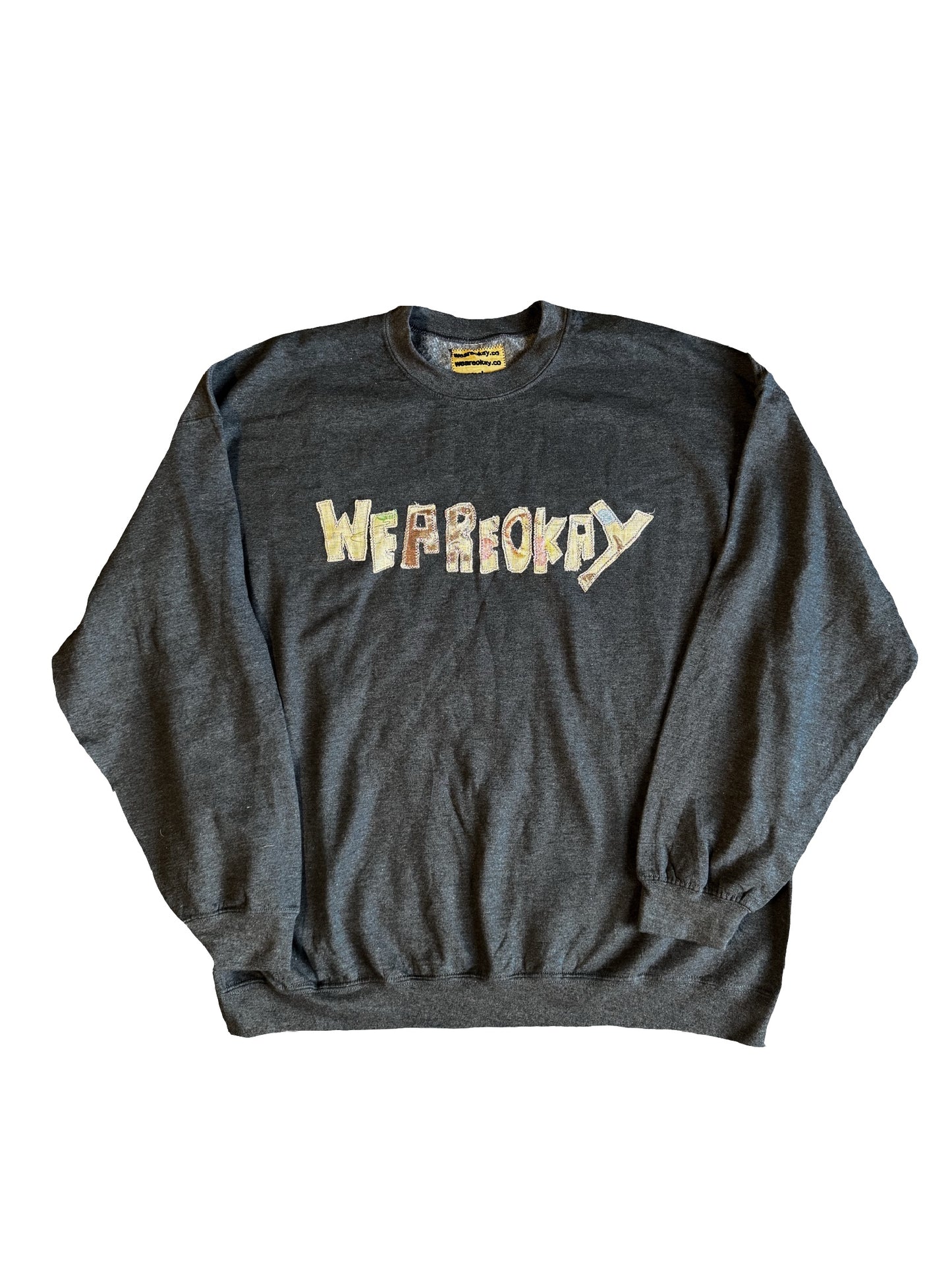WEAREOKAY APPLIQUÉ SWEATSHIRT (XL)